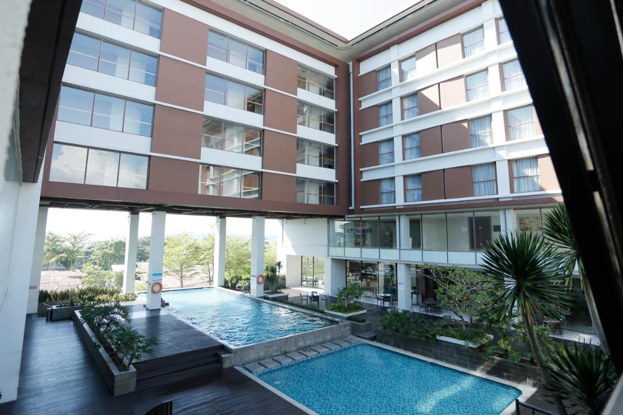 Mercure Padang Padang  Exterior photo